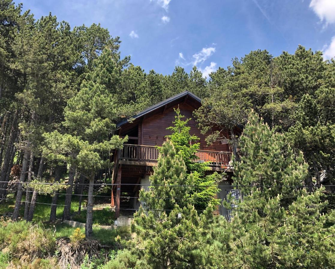 Chalet Vue Sous Cet Angles Bagian luar foto