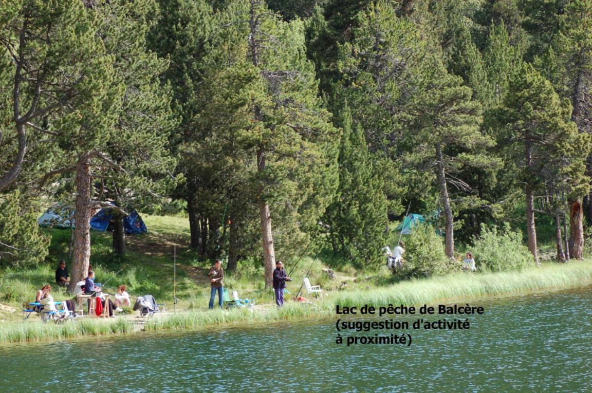 Chalet Vue Sous Cet Angles Bagian luar foto