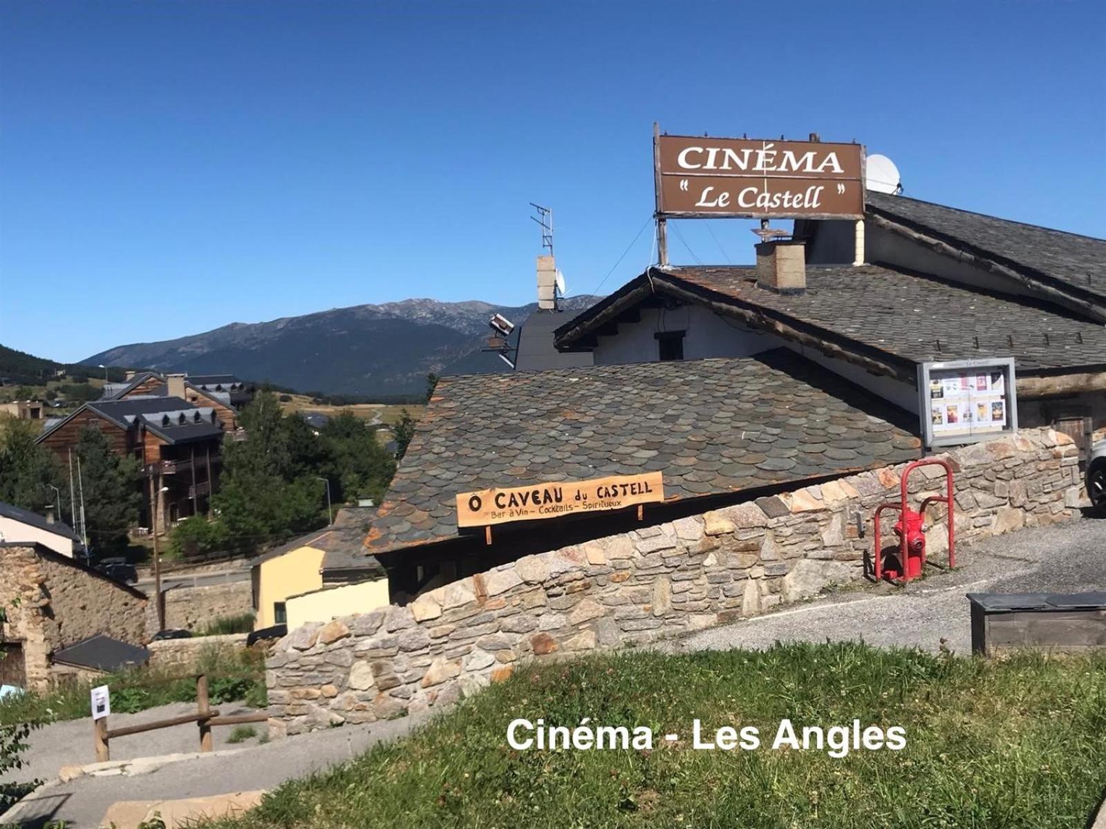 Chalet Vue Sous Cet Angles Bagian luar foto